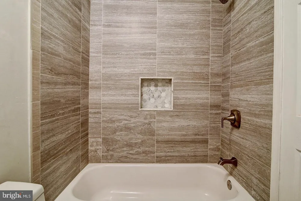 11100 BEAVER TRAIL COURT Reston, VA 20191