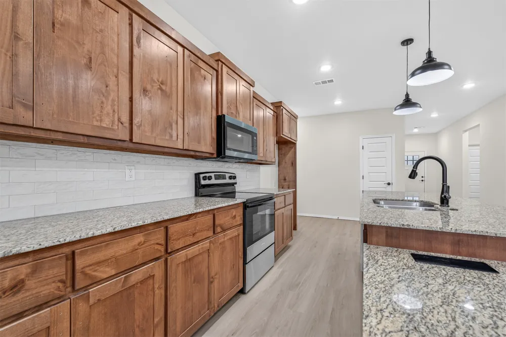 124 Countryside Way Pocola, OK 74902
