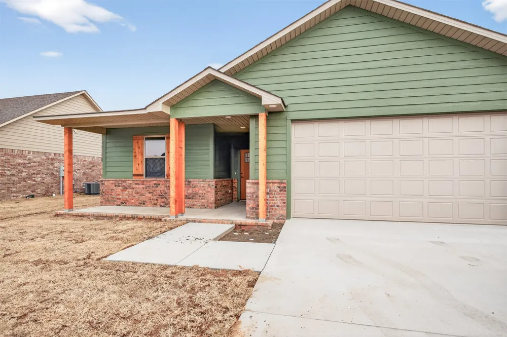 124 Countryside Way Pocola, OK 74902
