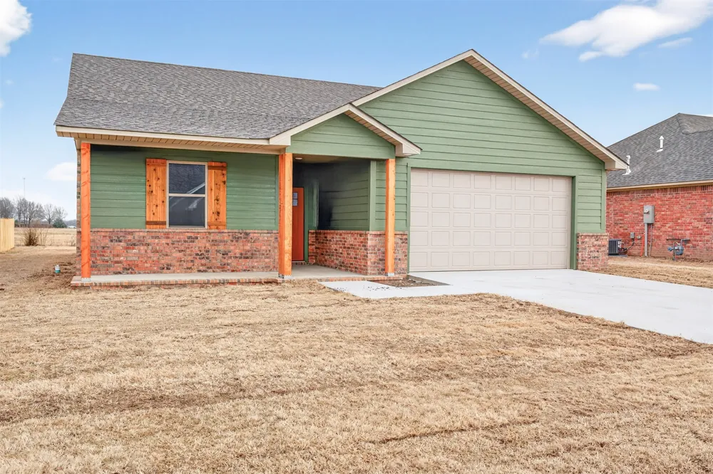 124 Countryside Way Pocola, OK 74902