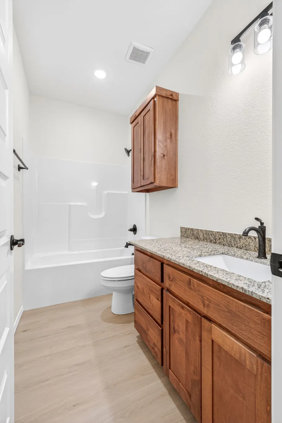 124 Countryside Way Pocola, OK 74902