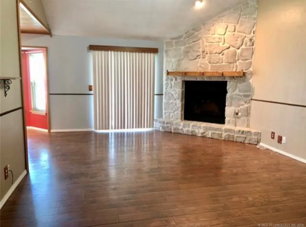 5444 Woodland Road Bartlesville, OK 74006