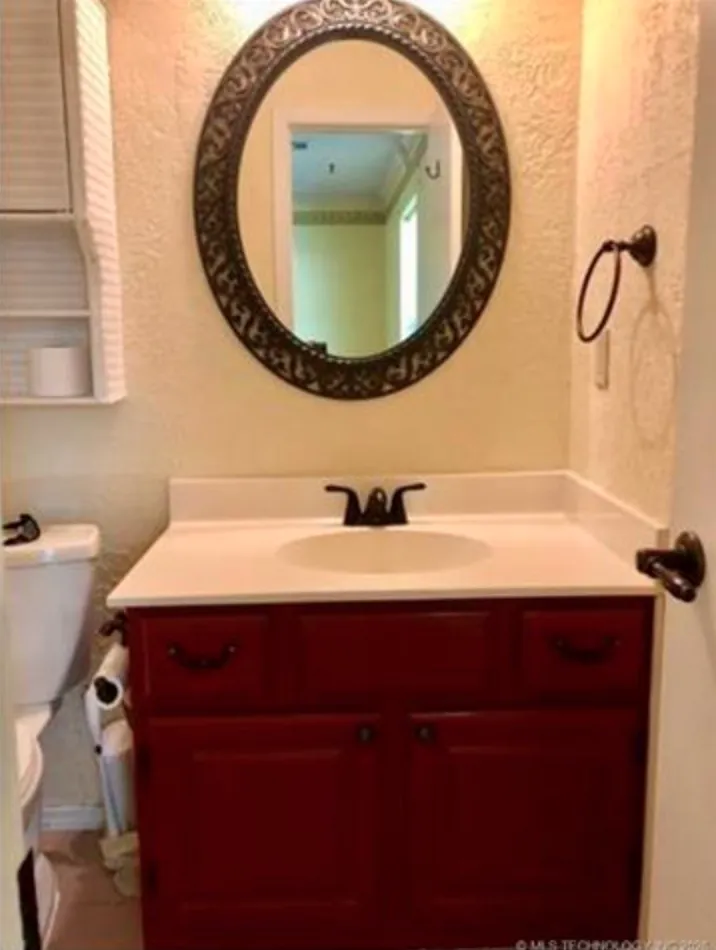 5444 Woodland Road Bartlesville, OK 74006