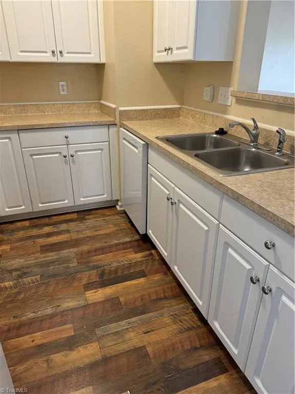 3733 MORRIS FARM DRIVE #3A Greensboro, NC 27409