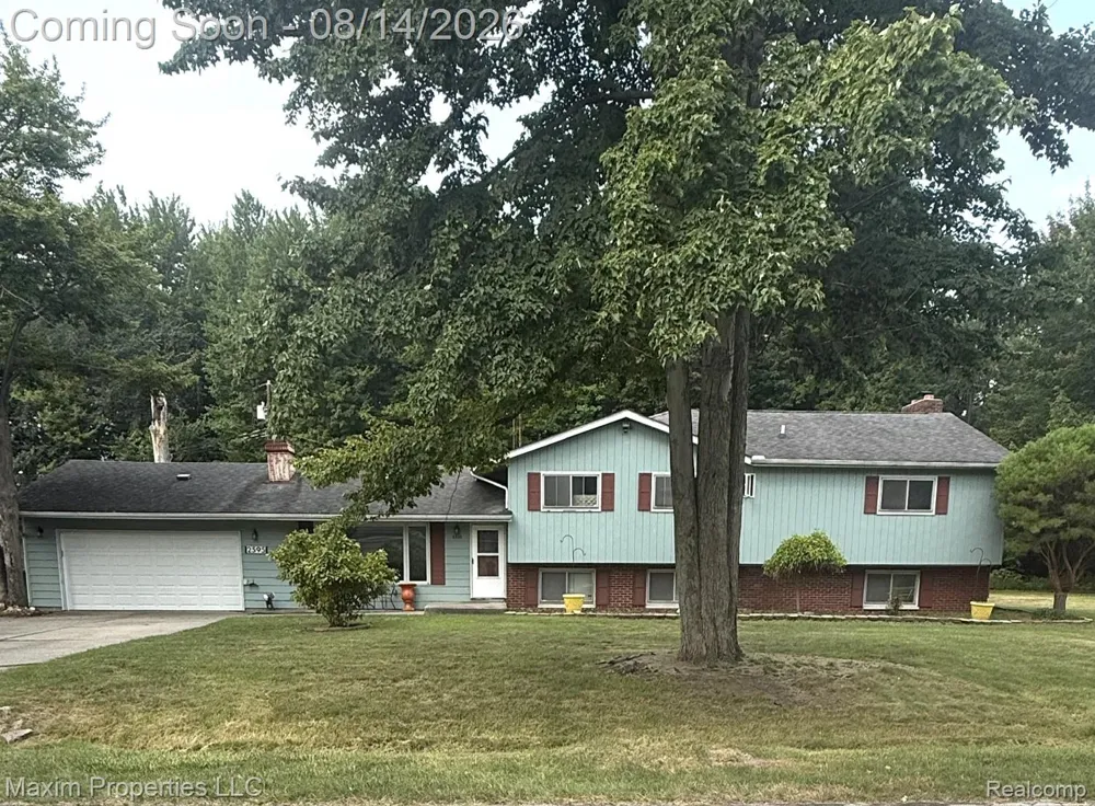 2595 Evergreen Lane Port Huron City, MI 48060