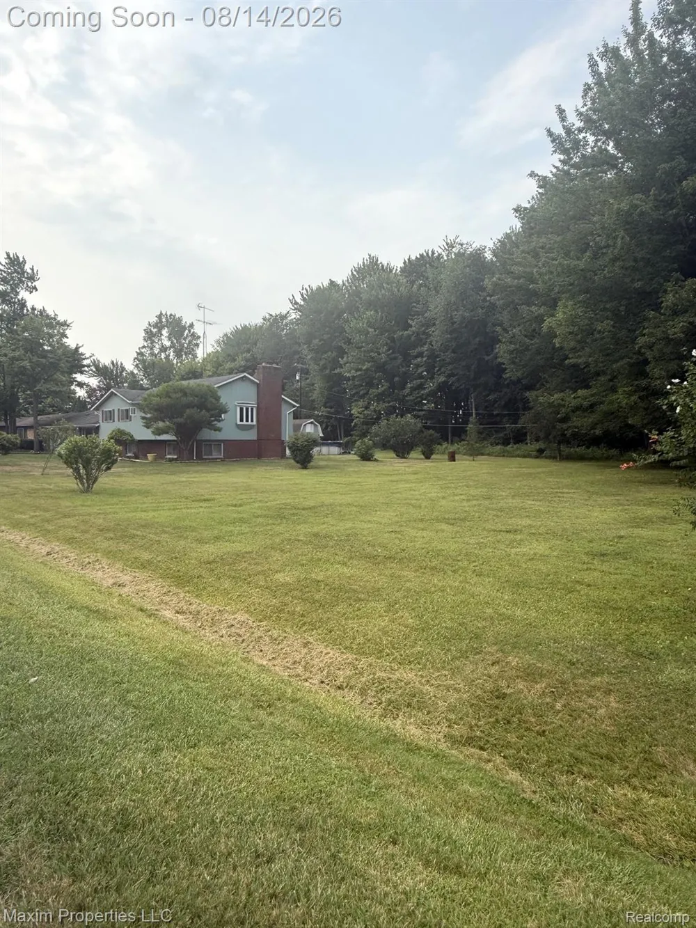2595 Evergreen Lane Port Huron City, MI 48060