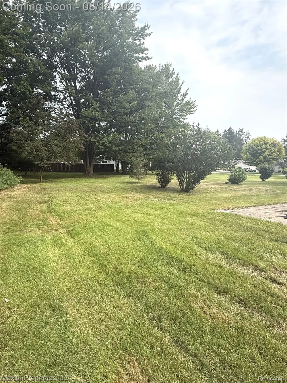 2595 Evergreen Lane Port Huron City, MI 48060