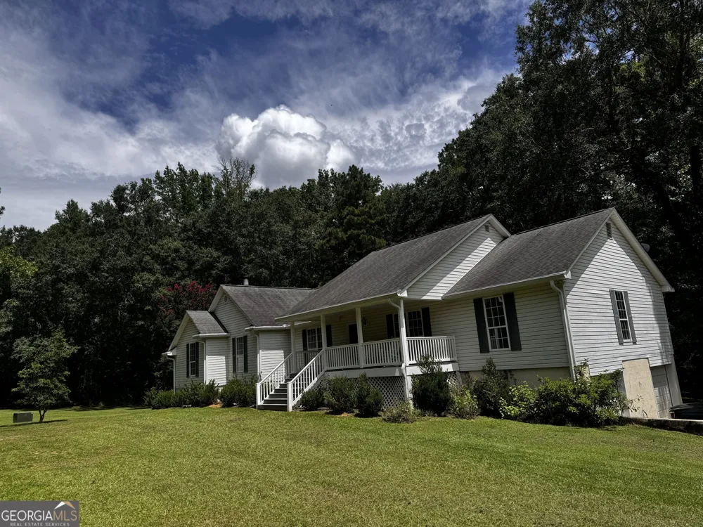1997 McKinley RD Zebulon, GA 30295