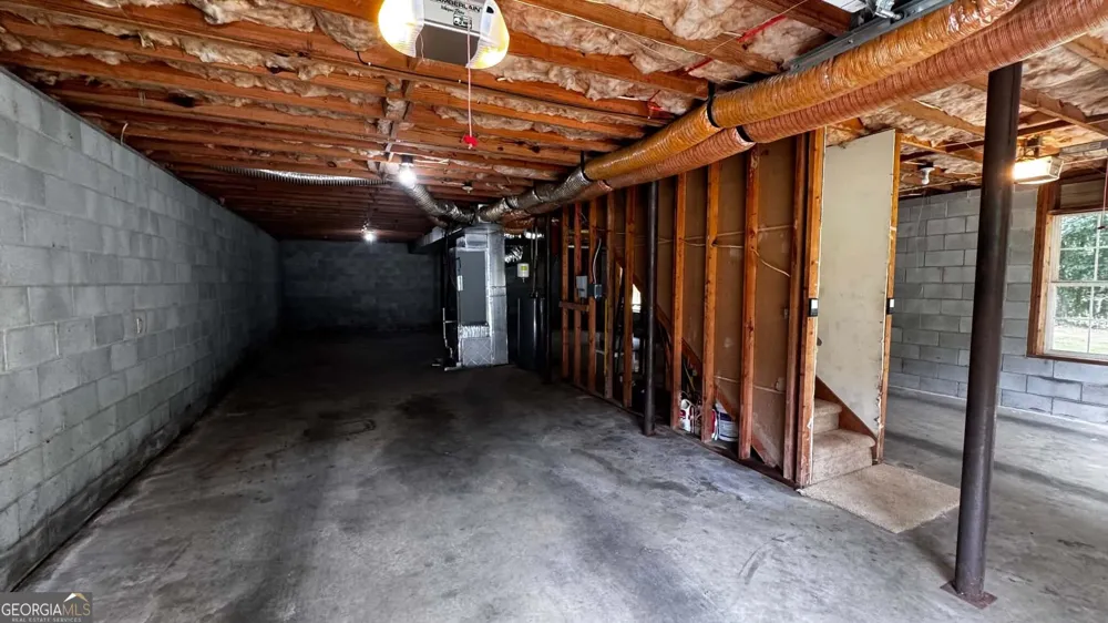 1997 McKinley RD Zebulon, GA 30295