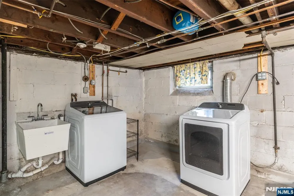 218 Riverview Avenue North Arlington, NJ 07031