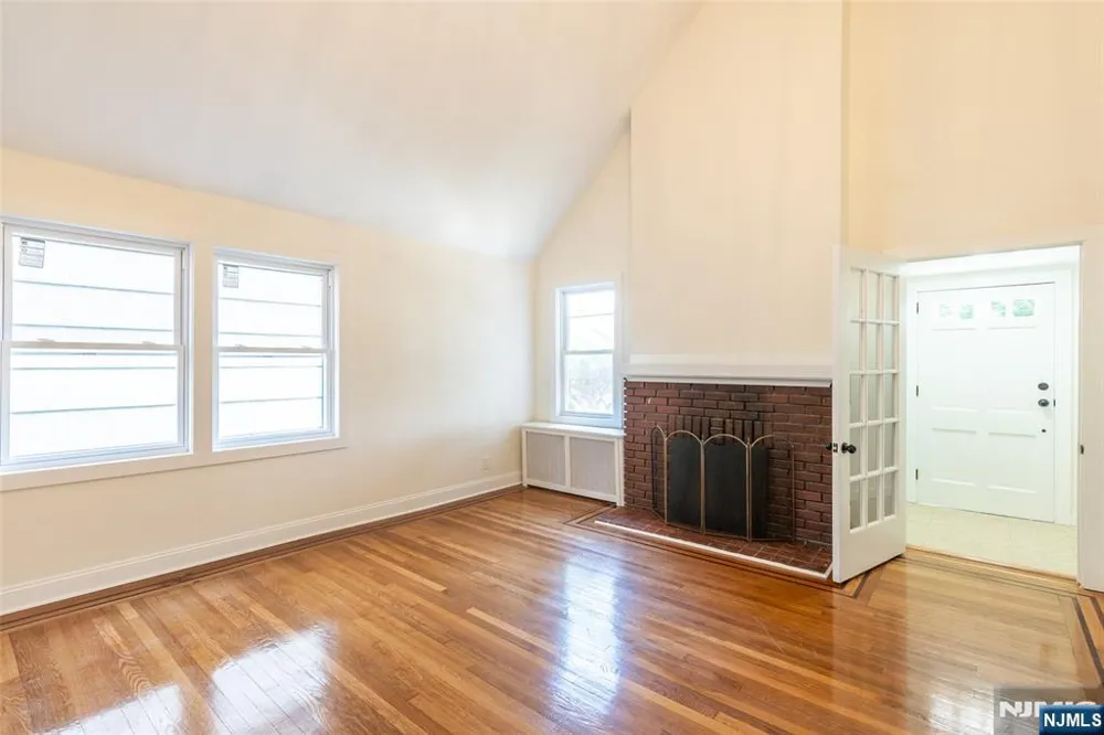 218 Riverview Avenue North Arlington, NJ 07031