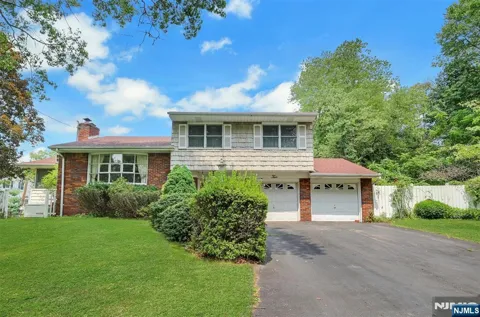 2 Waldron Place