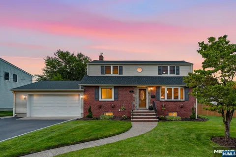 355 Woodland Road