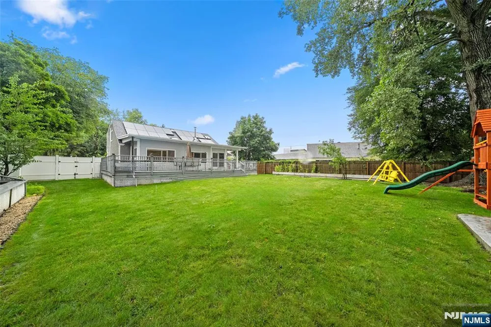 202 Henmarken Drive Northvale, NJ 07647