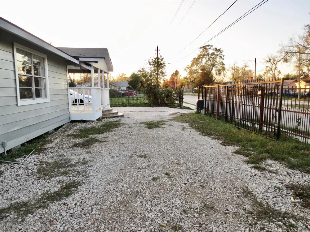 2204 Parker Road #A Houston, TX 77093