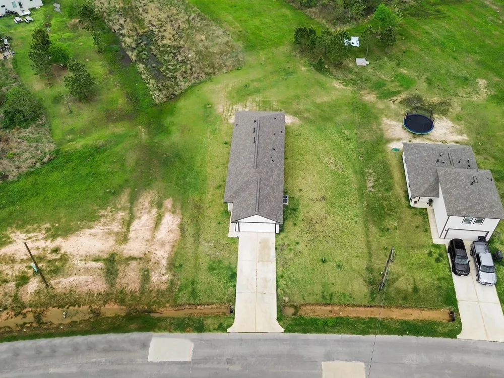 327 Road 5138 Road Cleveland, TX 77327