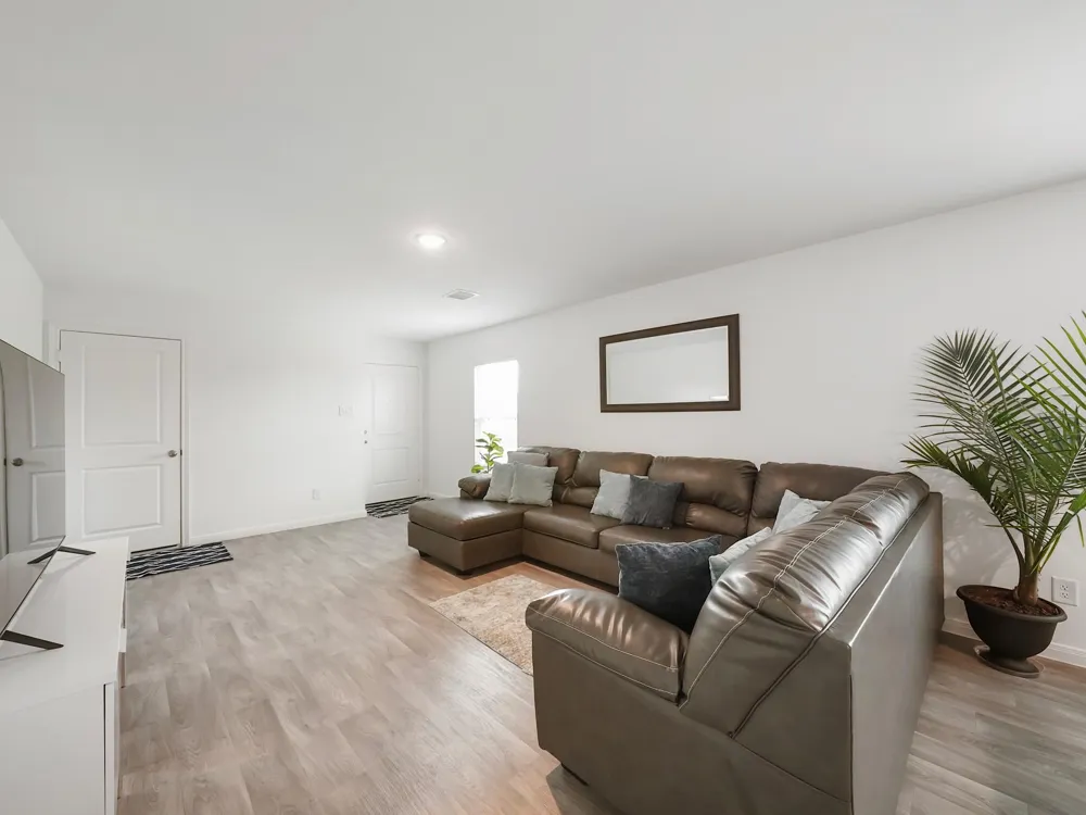327 Road 5138 Road Cleveland, TX 77327