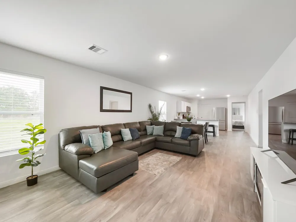 327 Road 5138 Road Cleveland, TX 77327