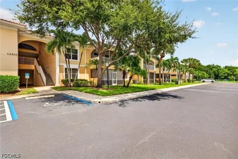 McGregor Boulevard #106B