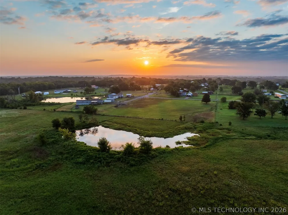 45022 E 201st Street S Porter, OK 74454