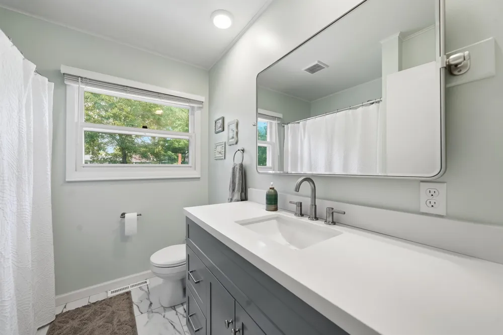 714 Sunset Lane Cadillac City, MI 49601
