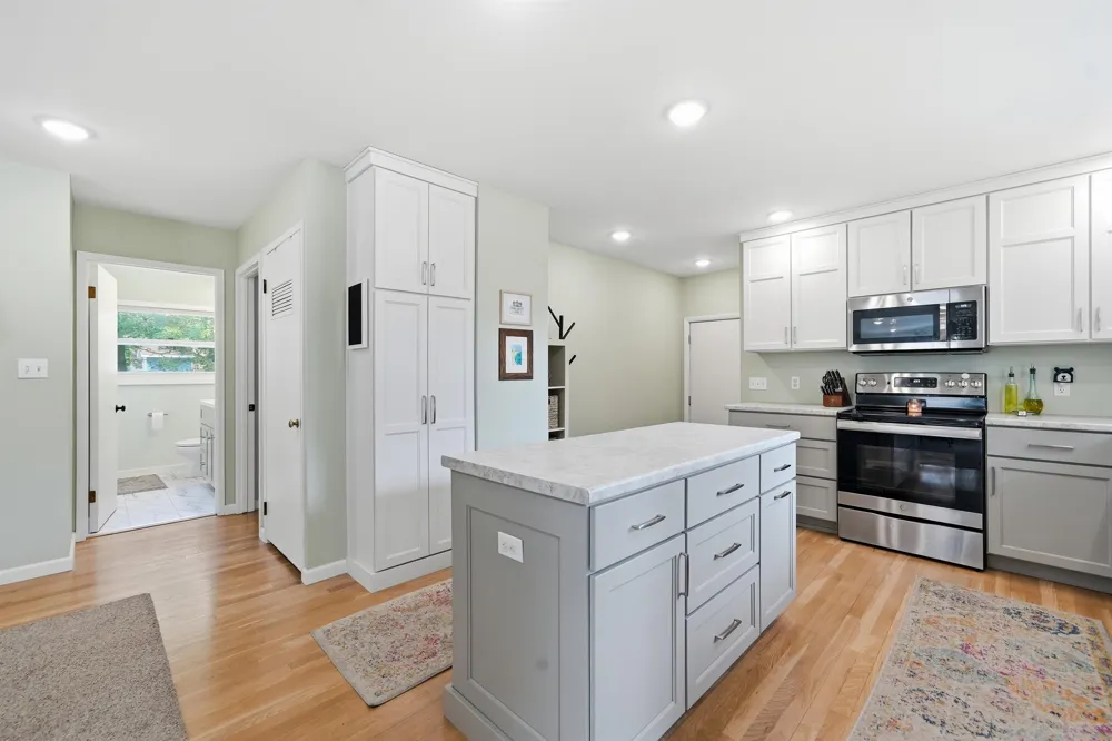 714 Sunset Lane Cadillac City, MI 49601