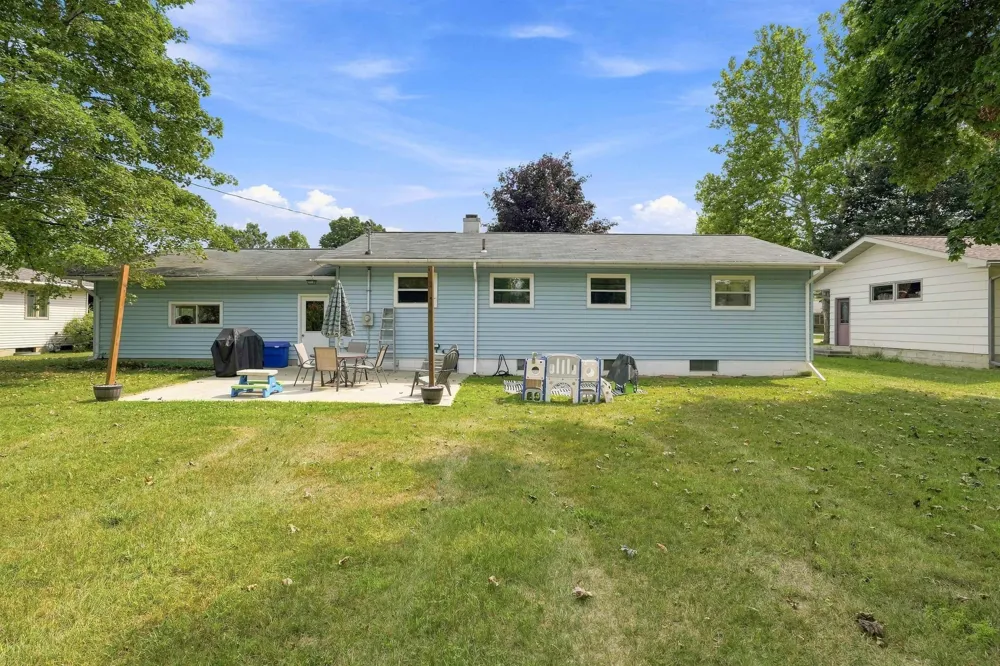 714 Sunset Lane Cadillac City, MI 49601