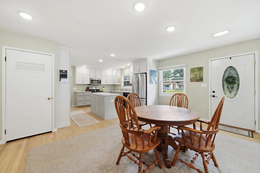 714 Sunset Lane Cadillac City, MI 49601