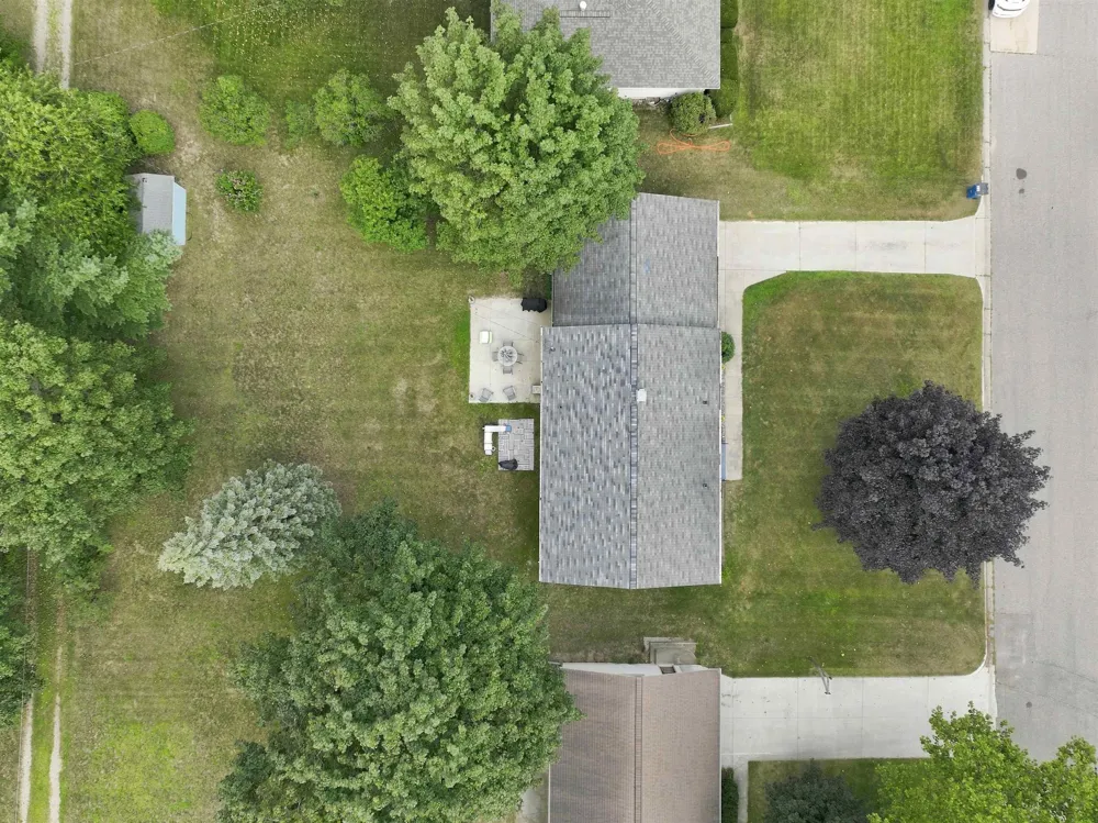 714 Sunset Lane Cadillac City, MI 49601