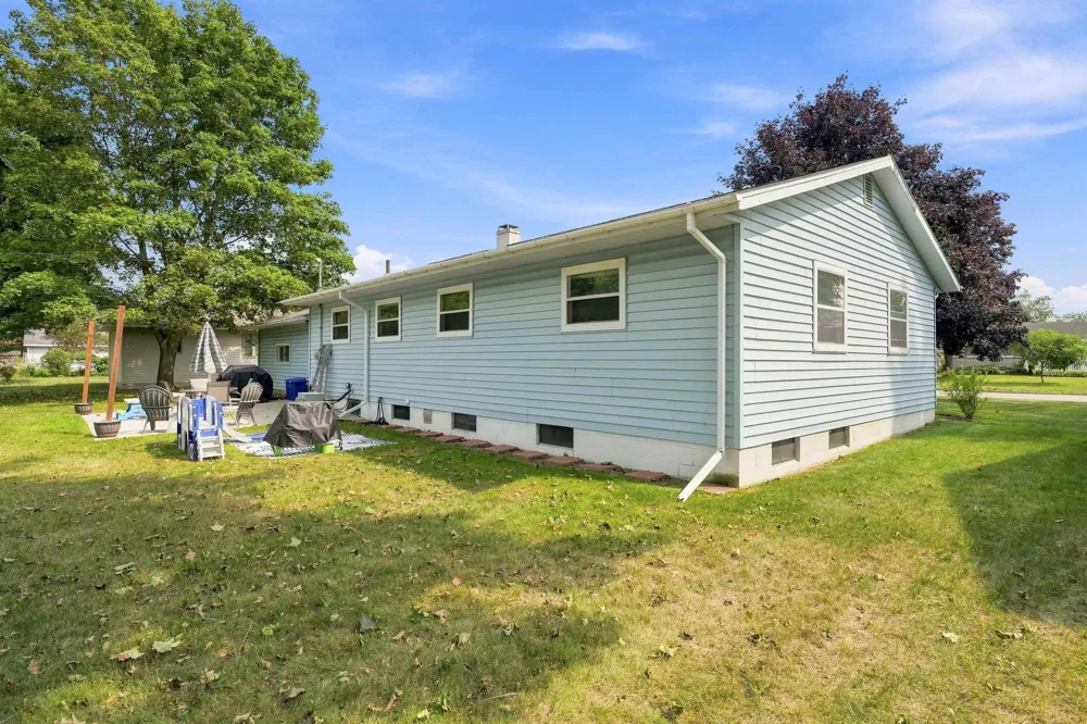 714 Sunset Lane Cadillac City, MI 49601