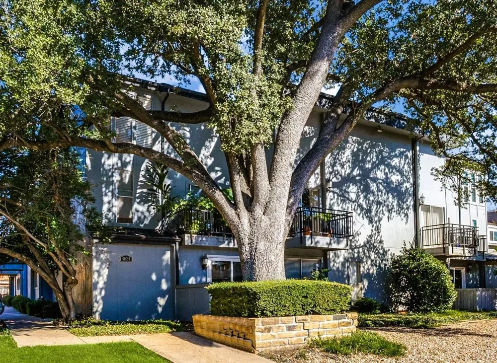 4020 Holland Avenue #213 Dallas, TX 75219