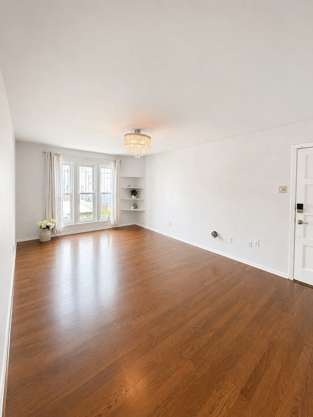 4020 Holland Avenue #213 Dallas, TX 75219