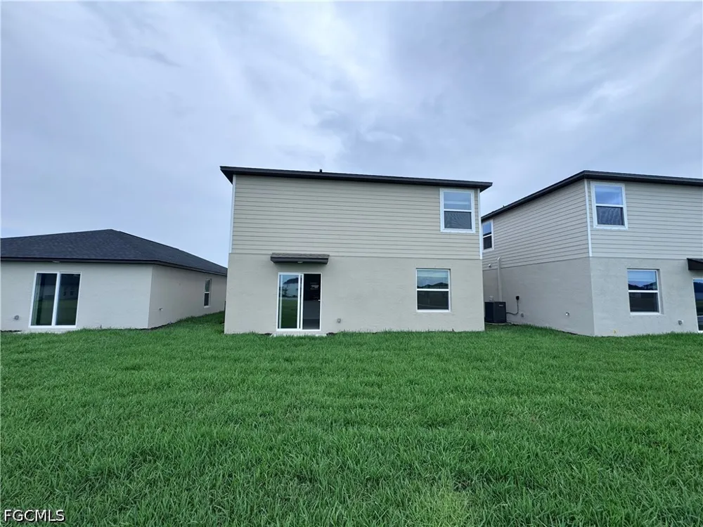 Pacenza Place North Fort Myers, FL 33917