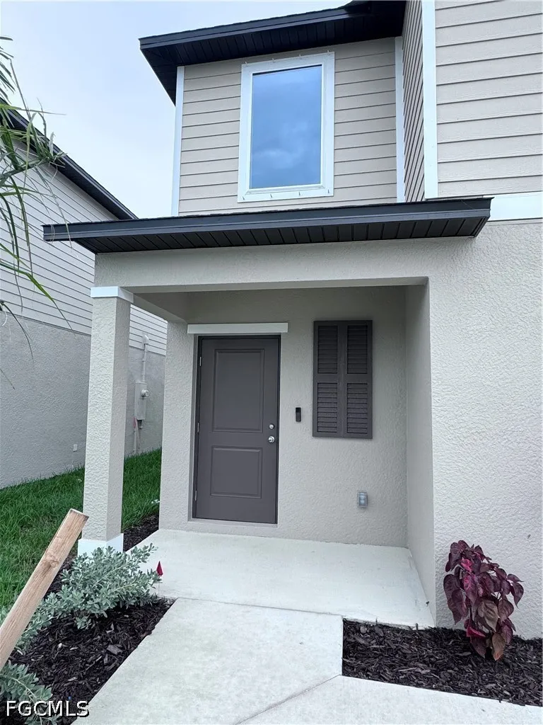 Pacenza Place North Fort Myers, FL 33917
