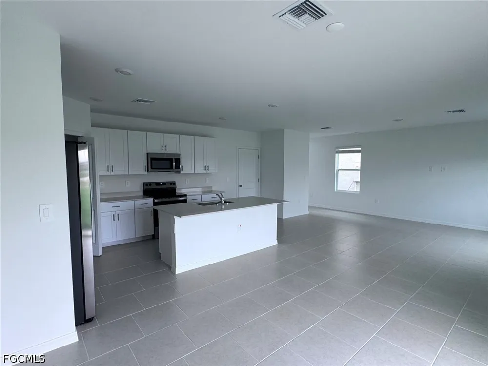 Pacenza Place North Fort Myers, FL 33917