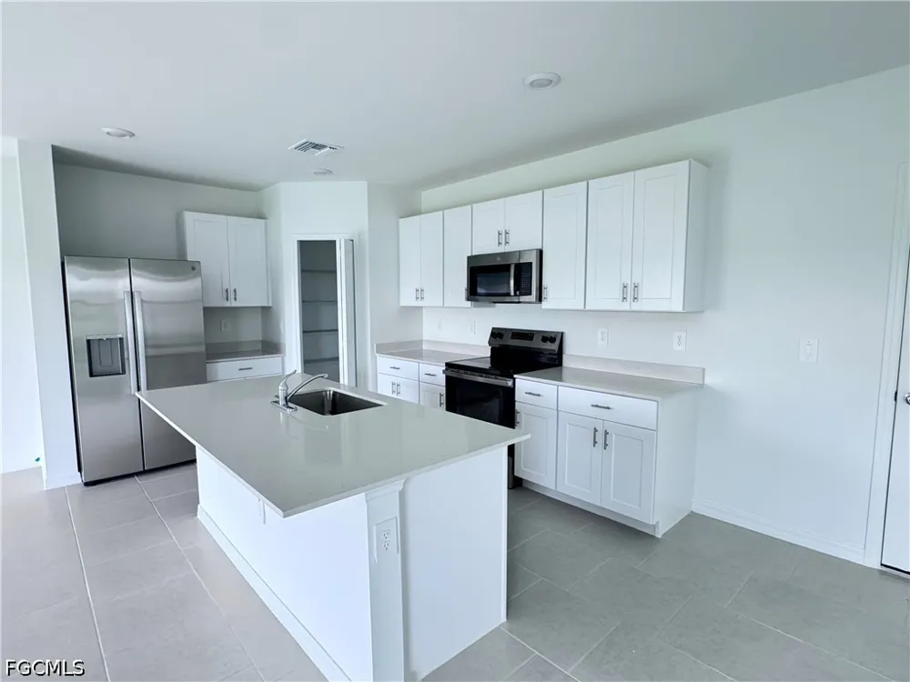 Pacenza Place North Fort Myers, FL 33917