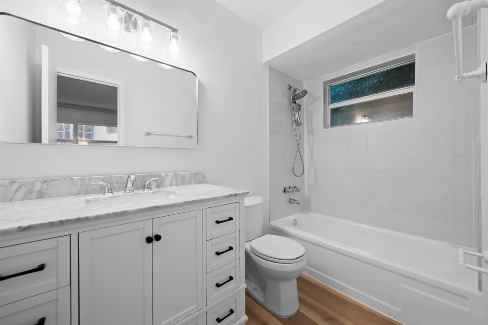 3401 NW 47TH AVENUE #401 Lauderdale Lakes, FL 33319