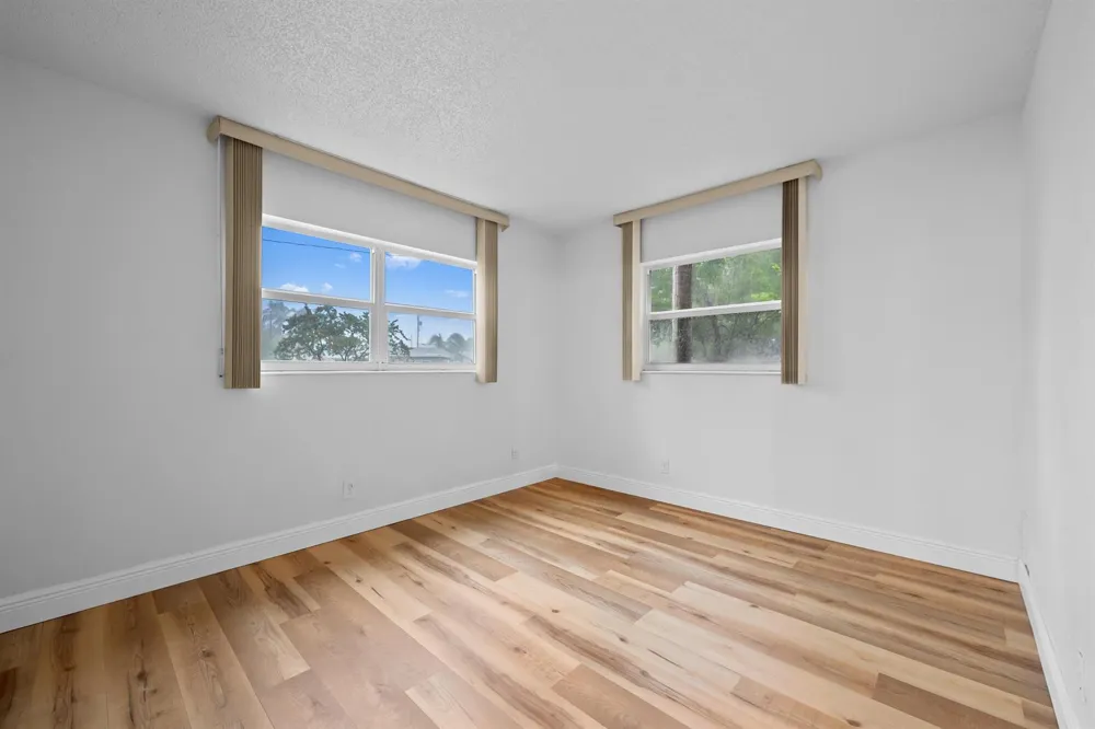 3401 NW 47TH AVENUE #401 Lauderdale Lakes, FL 33319