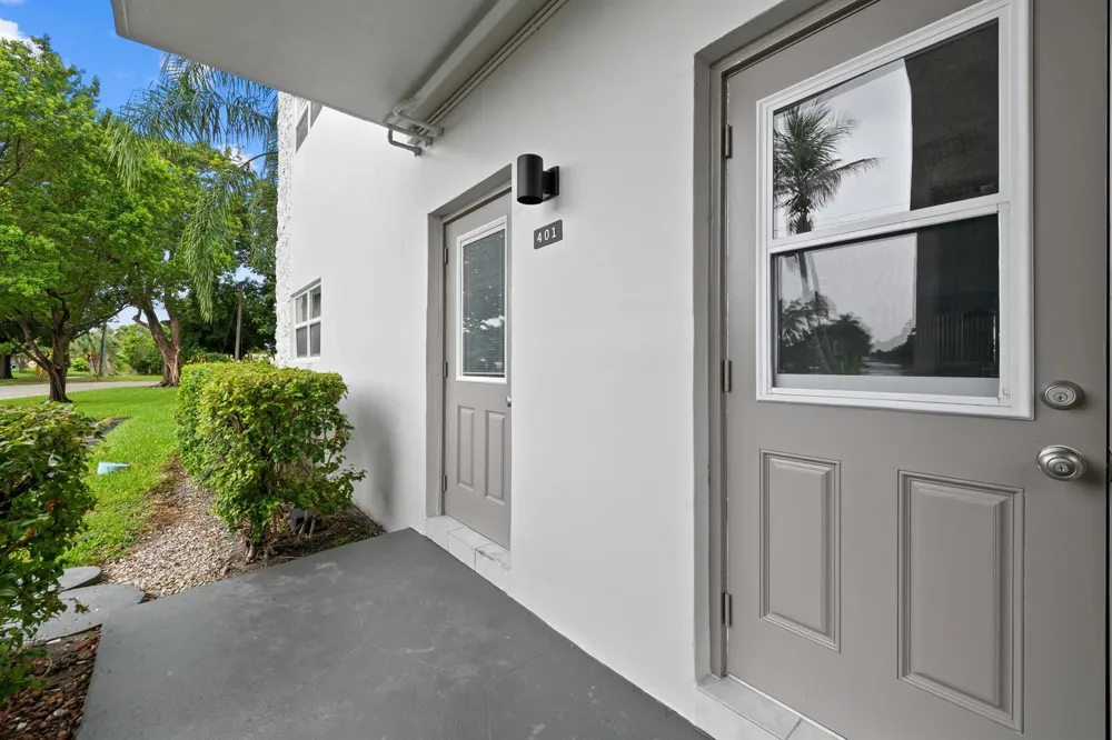 3401 NW 47TH AVENUE #401 Lauderdale Lakes, FL 33319