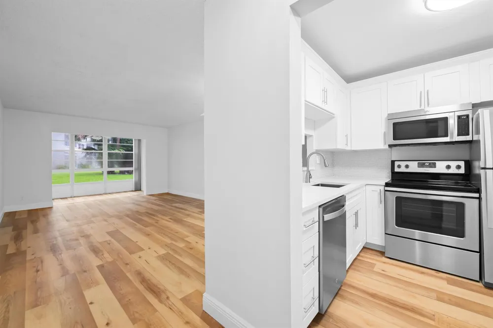 3401 NW 47TH AVENUE #401 Lauderdale Lakes, FL 33319