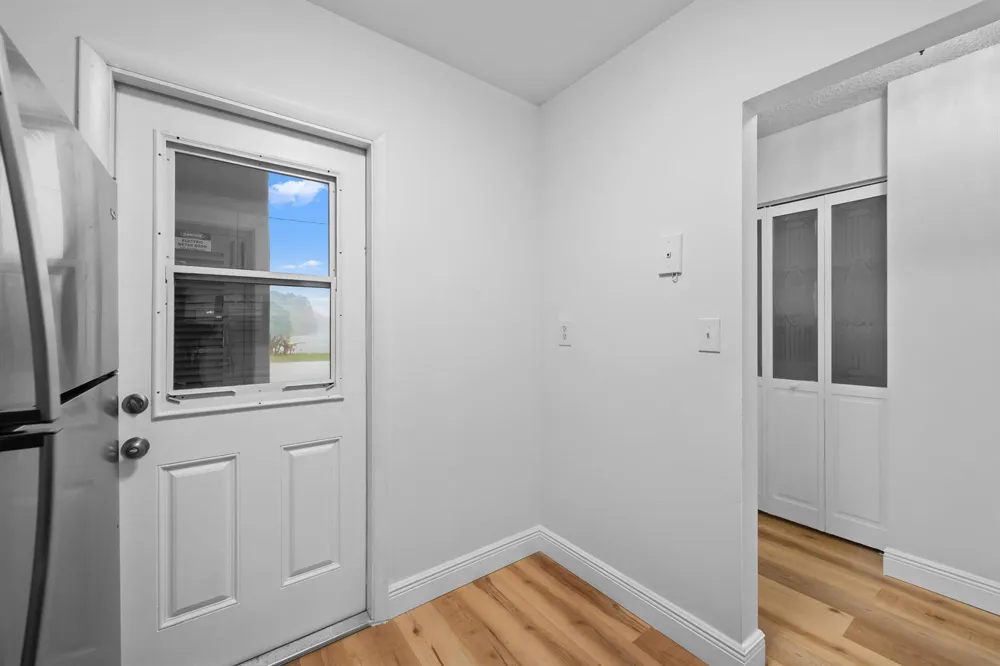 3401 NW 47TH AVENUE #401 Lauderdale Lakes, FL 33319