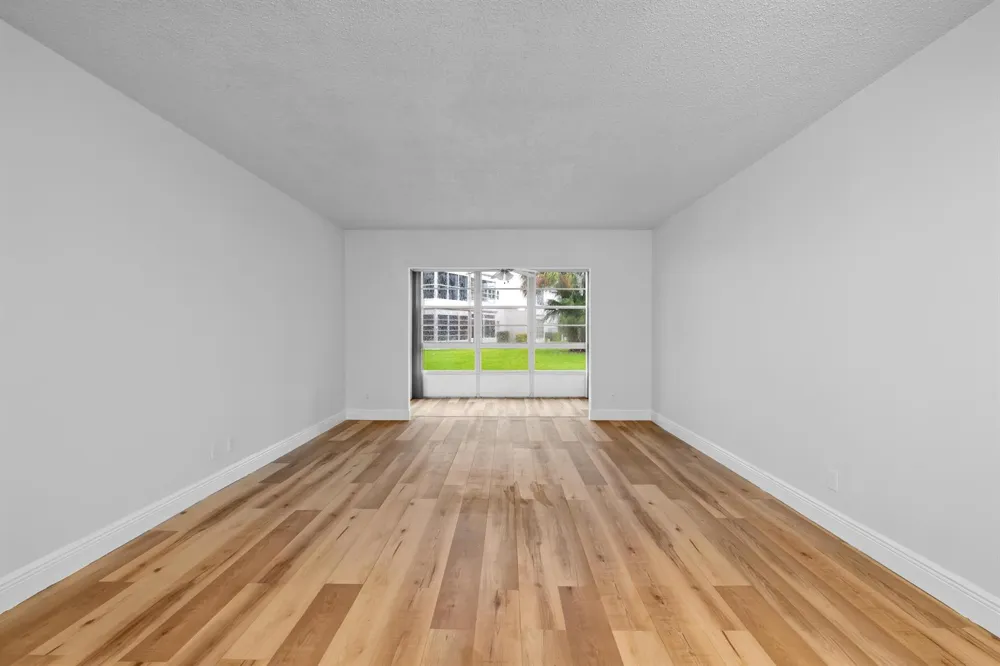 3401 NW 47TH AVENUE #401 Lauderdale Lakes, FL 33319