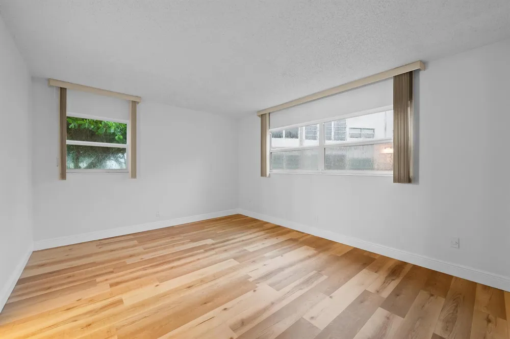 3401 NW 47TH AVENUE #401 Lauderdale Lakes, FL 33319