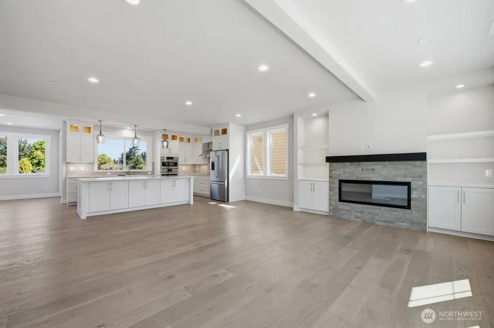 8525 230th Place SW #11 Edmonds, WA 98026