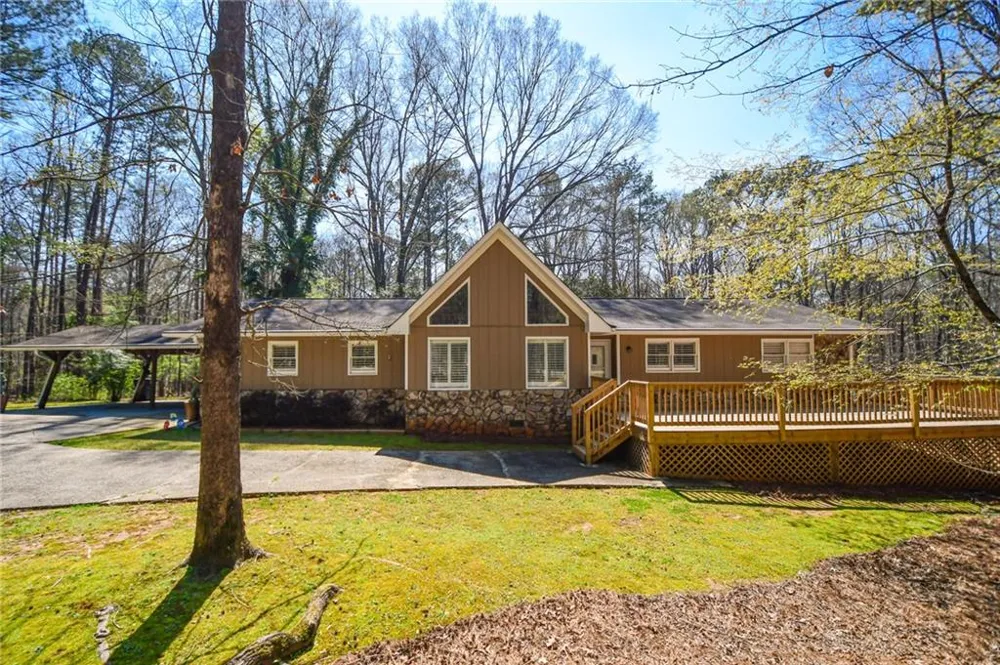 320 Sherwood Road Fayetteville, GA 30215