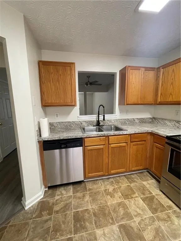 3168 Kingswood Glen Decatur, GA 30034