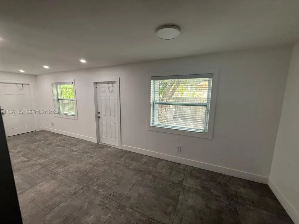 11801 SW 180th St Miami, FL 33177