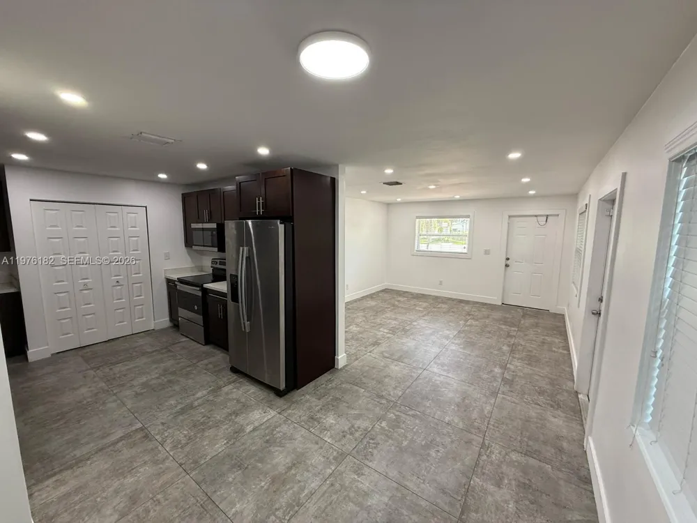 11801 SW 180th St Miami, FL 33177