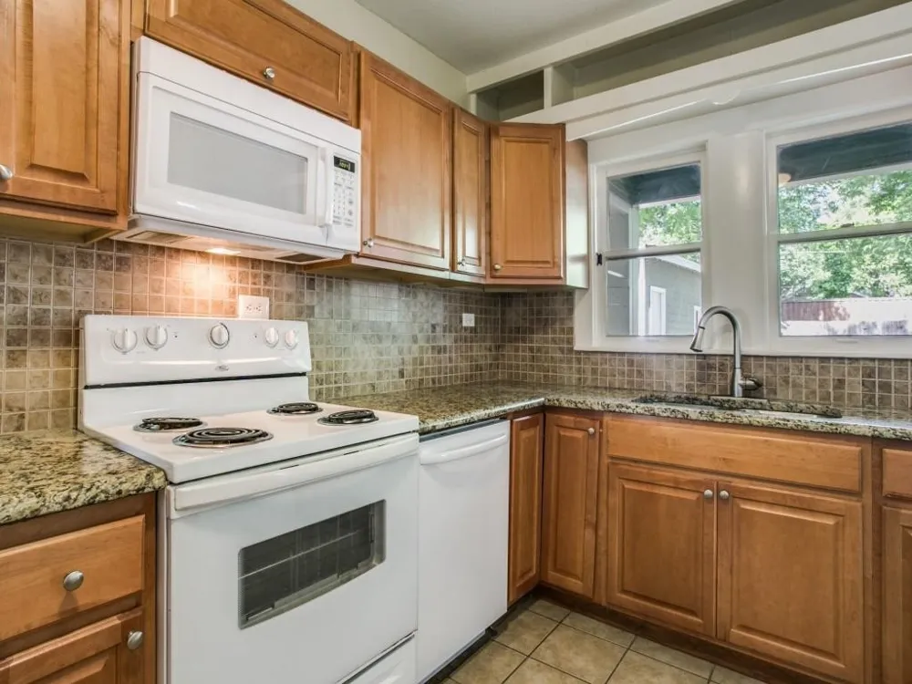 617 Windomere Avenue Dallas, TX 75208
