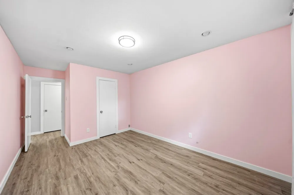 9634 Meadowglen Lane Houston, TX 77063
